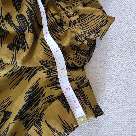 Loeffler Randall silk shorts size 0 - Picture 7 of 7